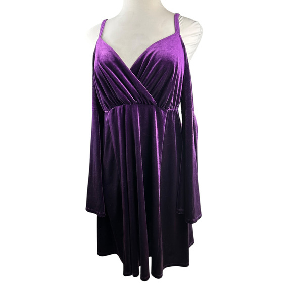 *Flawed Torrid Mini Velvet Cold Shoulder Surplice Dress Purple Size 1X No Tie - Picture 3 of 16